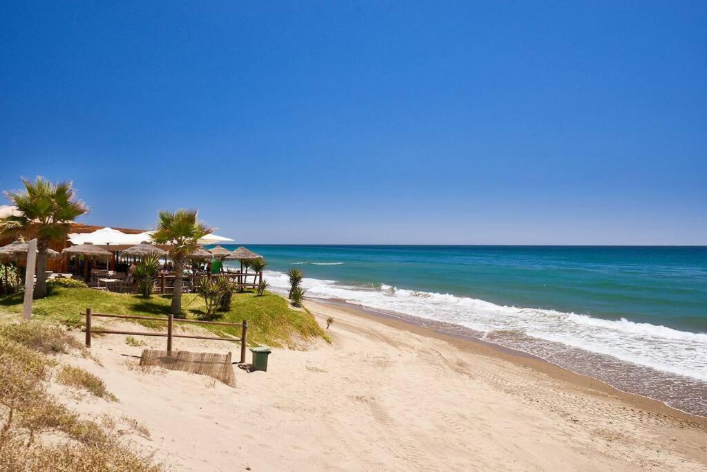 Oleholidays 1133 Romana Playa Primera Linea Playa Marbella Exterior foto